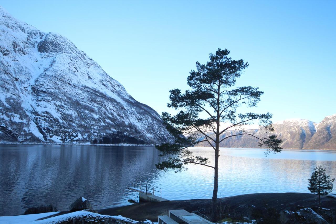 Adventure Hotel & Guesthouse Eidfjord New ภายนอก รูปภาพ