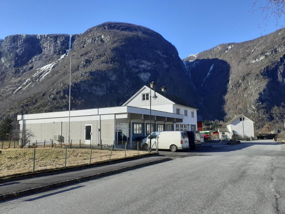 Adventure Hotel & Guesthouse Eidfjord New ภายนอก รูปภาพ